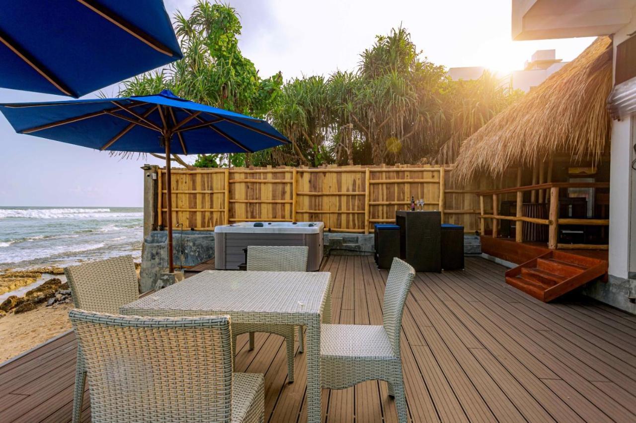 Beach & Bliss Mirissa Exterior photo