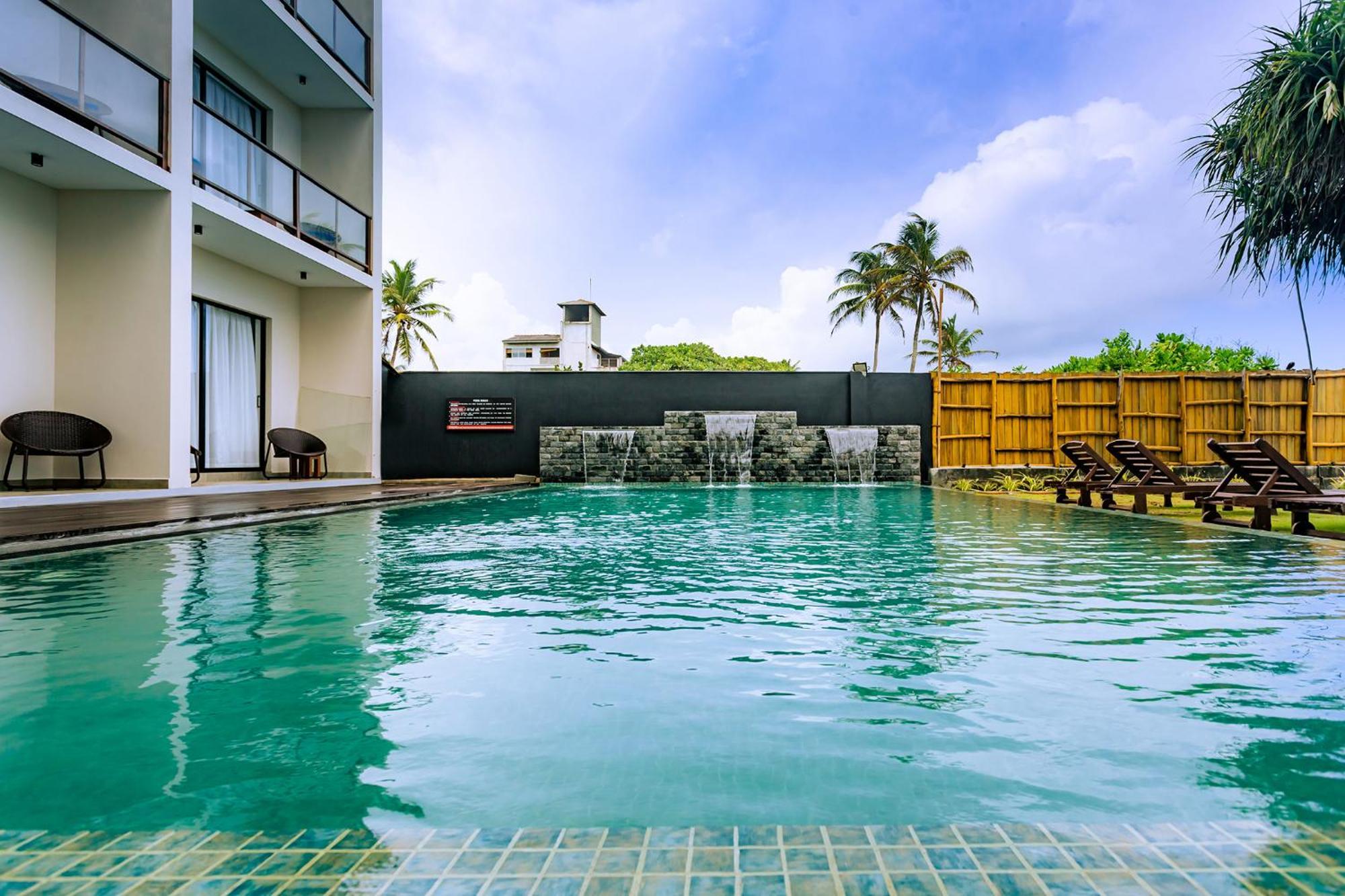 Beach & Bliss Mirissa Exterior photo