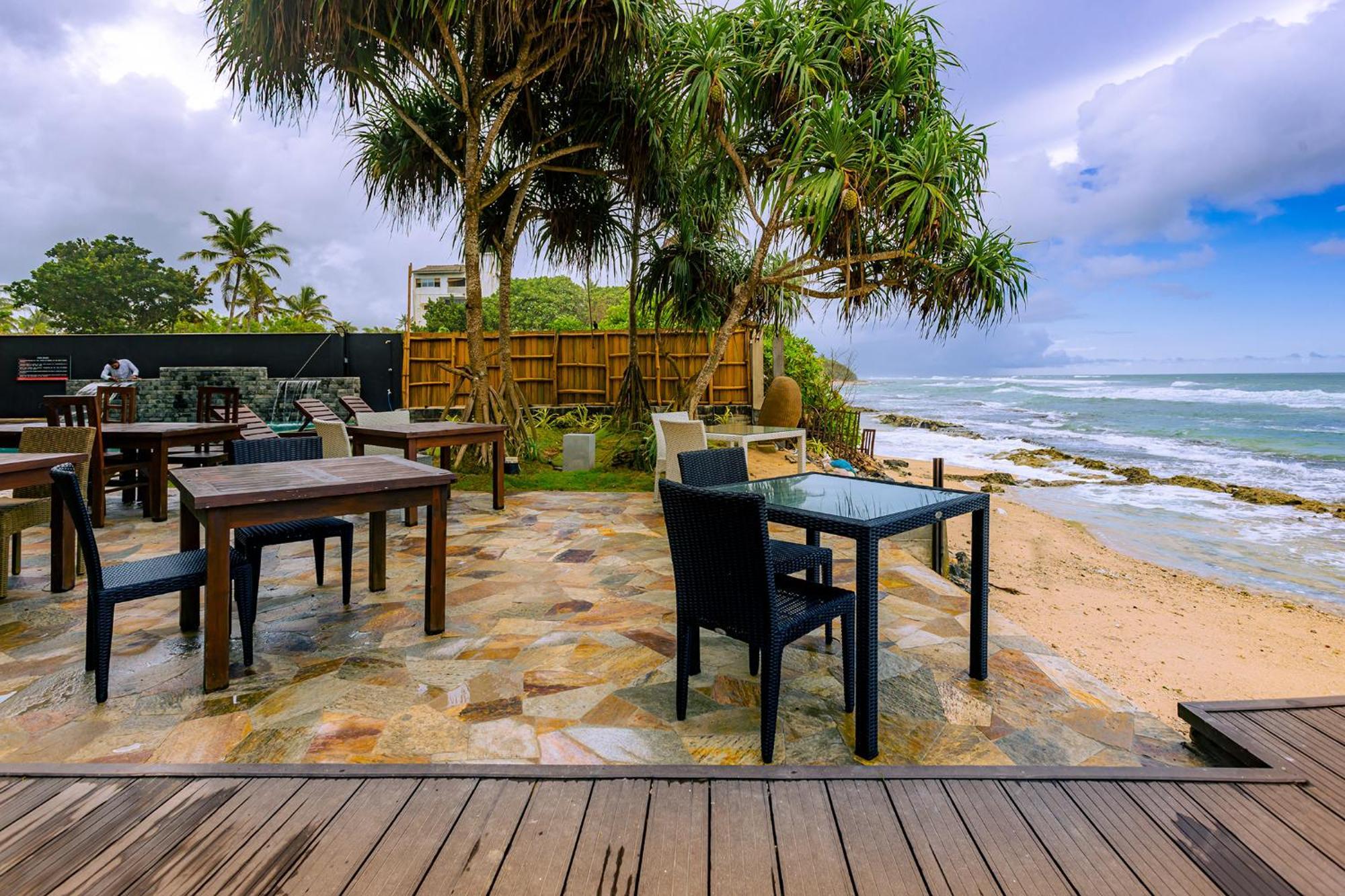 Beach & Bliss Mirissa Exterior photo